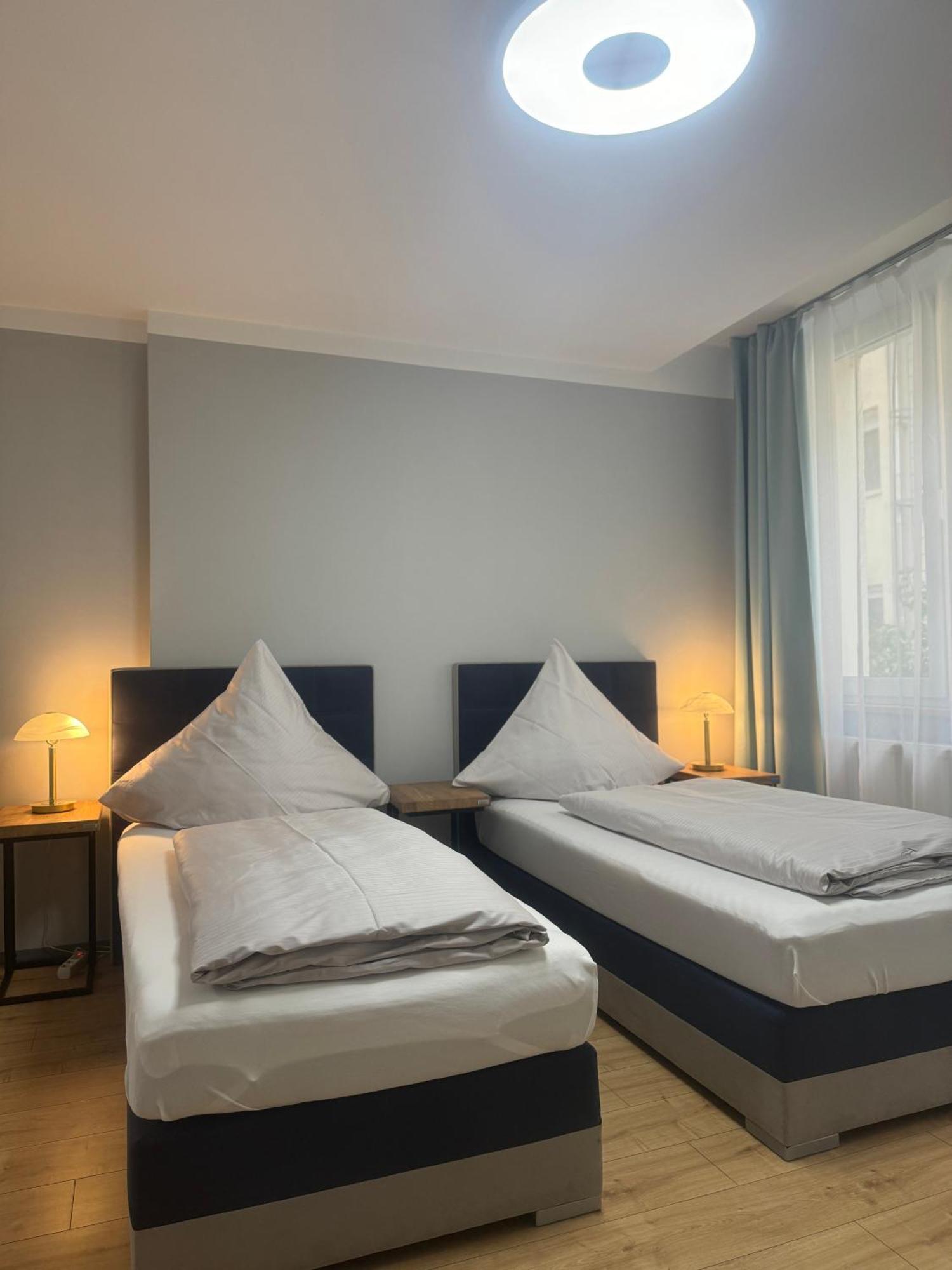 Am Hauptbahnhof N.4 * Nürnberg